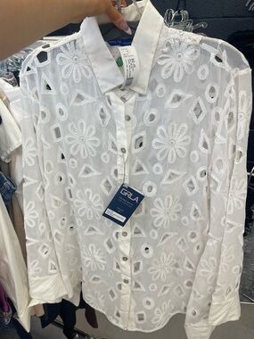 Georg Roth White Floral Eyelet Collared Button-Down Blouse